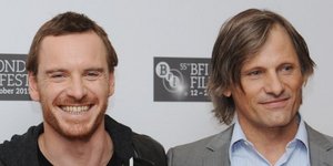 Δύο κούκλοι σε ένα πλάνο! [εικόνες]