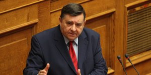Γιώργος Καρατζαφέρης