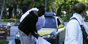 Επιτέθηκε με αλυσοπρίονο σε δημοτικούς αστυνομικούς στην Καλαμάτα!