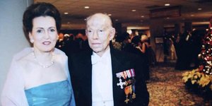 Ή άγνωστη ιστορία του Έλληνα «άγγλου ασθενή» της RAF [βίντεο]