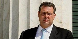 Την ίδρυση νέου πολιτικού φορέα εξετάζει ο Πάνος Καμμένος