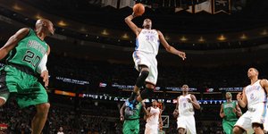 Ακάθεκτοι οι Θάντερ