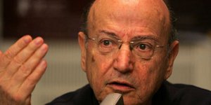Τραυματίσθηκε σε τροχαίο ο σκηνοθέτης Θόδωρος Αγγελόπουλος