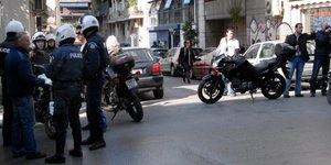 Αγρια δολοφονία στο Μενίδι-Τον πυροβόλησαν στο κεφάλι και το στήθος
