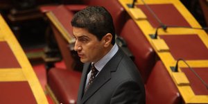 Φεύγει απο το κόμμα της Ντόρας ο βουλευτής Λευτέρης Αυγενάκης;