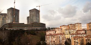 Γκρεμίζουν τα παλιά σπίτια των Ελλήνων στην Κωνσταντινούπολη