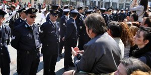 Σε «φρούριο» μετατρέπεται η Αθήνα για την στρατιωτική παρέλαση