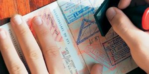 Οι «έχοντες» Βρετανοί θέλουν να μεταναστεύσουν στο εξωτερικό