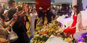 Η απόλυτη ανδρική φαντασίωση... έμαθε να ειρωνεύεται!