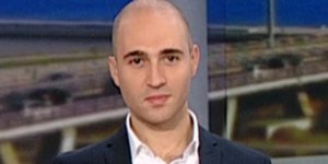 Ο Κωνσταντίνος Μπογδάνος γράφει για τον ξυλοδαρμό του από αγνώστους