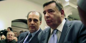 Καρατζαφέρης: Ο Βελόπουλος ήταν ο ρουφιάνος του κόμματος