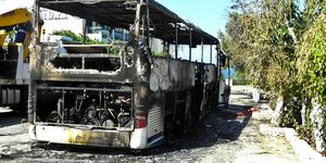 Συνέλαβαν τους δράστες που έκαψαν το πούλμαν του Ολυμπιακού στην Κεφαλονιά