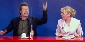 Τατσόπουλος εκτός εαυτού  χτυπάει τη γροθιά του στο τραπέζι [βίντεο]