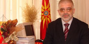 Σκοπιανός απειλεί με διαμελισμό της Ελλάδας και μας αποκαλεί φασίστες!