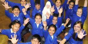 Ένα Καθολικό σχολείο στην Αγγλία έχει για μαθητές... μουσουλμάνους [εικόνες]