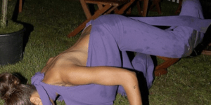 Διάσημη τηλεπερσόνα έφαγε τούμπα και βρέθηκε στις λάσπες [εικόνες]