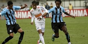 Η μεγαλοπρεπέστατη βουτιά του Νεϊμάρ για να κερδίσει φάουλ [βίντεο]