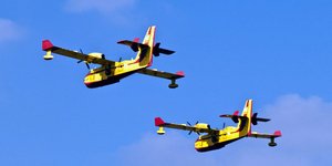 Δένδιας: Από τα 18 πυροσβεστικά αεροπλάνα ούτε τα μισά δεν μπορούν να πετάξουν