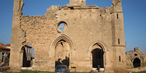 Οι Τούρκοι μετέτρεψαν σε βόθρο την εκκλησία του Αγ. Γεωργίου στην Αμμόχωστο