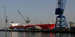 Διυπουργική σύσκεψη για τα Ναυπηγεία Σκαραμαγκά