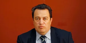 Τα έψαλλαν στον Στυλιανίδη στο έκτακτο συνέδριο της ΚΕΔΕAC