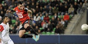 Εκπληκτικό γκολ με εναέριο τακουνάκι [βίντεο]