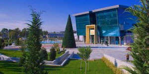 Στη Lamda ΔΟΜΗ του Σπύρου Λάτση για τα επόμενα 90 χρόνια το Golden Hall