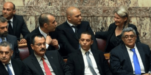 Κασιδιάρης σε βουλευτή ΝΔ: Είστε μασόνοι