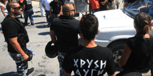 Χρυσή Αυγή: «Τα φανάρια της Καλαμάτας είναι ελεύθερα από τους λαθρομετανάστες»