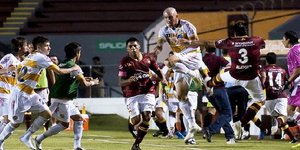 Αγριο ξύλο και εννέα αποβολές σε αγώνα στο Μεξικό [βίντεο]