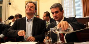 Νυκτερινός αγώνας τέννις -ρεβάνς- Λοβέρδου με Παπακωνσταντίνου