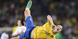 Τα 10 καλύτερα γκολ όλων των εποχών με ανάποδο ψαλιδάκι [βίντεο]