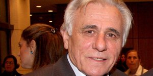 Ελεύθερος ο Σπύρος Καρατζαφέρης - «Τώρα αρχίζει η προφυλάκιση του Σαμαρά» είπε