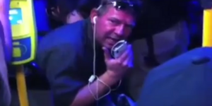 Σοκ στην Μελβούρνη: ρατσιστική επίθεση σε Γαλλίδα για ένα τραγούδι [βίντεο]