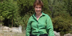 Kerin Hope: Η Αγγλίδα δημοσιογράφος που τρομοκρατεί τους Έλληνες ολιγάρχες