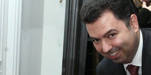 Λαυρεντιάδης
