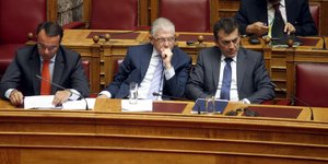 Προχωρά η καταβολή των εφάπαξ από την κυβέρνηση