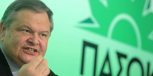 Βενιζέλος: Σκυλιάζουν όσοι βλέπουν ότι το ΠΑΣΟΚ είναι καταλύτης των εξελίξεων