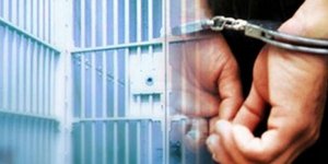 Είχε φτιάξει σελίδα στο Διαδίκτυο για να προωθεί ναρκωτικά σε μαθητές