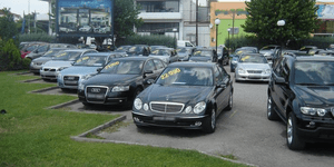 Χαράτσι στα μεγάλου κυβισμού αυτοκίνητα: Τι θα πληρώσετε