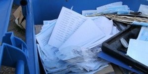 Η ΔΟΥ Σητείας έκλεισε και πέταξαν στα σκουπίδια τα αρχεία της [εικόνες]