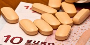 Απίστευτες κομπίνες με φάρμακα σε όλη τη χώρα - Συνταγογραφούσαν ακόμη και σε νε
