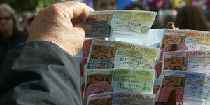 Ο αριθμός 93916 της 9ης σειράς