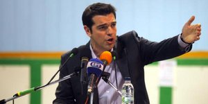O Ανδρέας Κουρής ανέβασε φωτογραφία του Τσίπρα με τον Χατζηνικολάου