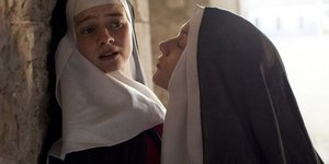 CINETROLL: Από τη λεσβία καλόγρια βγαίνω