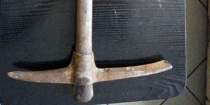 Εγκλημα στην Ιστιαία - Την σκότωσε χτυπώντας την με κασμά στο κεφάλι