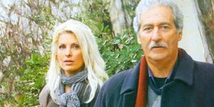 Ο πατριός της Ελένης Μενεγάκη τραγουδά Παντελή Θαλασσινό [βίντεο]