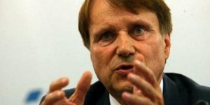 Ράιχενμπαχ: Πρέπει να μειωθούν οι τιμές των προϊόντων