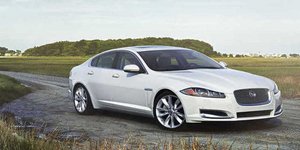 Jaguar XF με 2.000 κυβικά: Downsizing και στην κατηγορία πολυτελείας