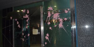 ΠΑΣΟΚ: Να παρέμβει η Δικαιοσύνη για την επίθεση της Χρυσής Αυγής στο Mega
